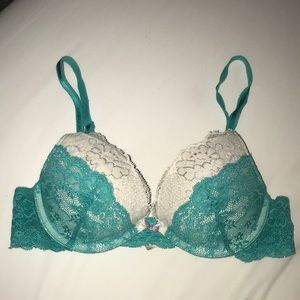 Victoria’s Secret bra